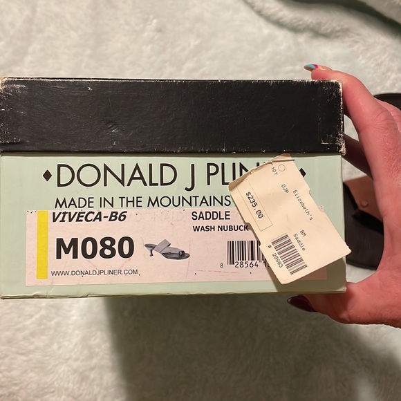 Donald J Pliner Viveca brown leather sandals - Picture 8 of 8